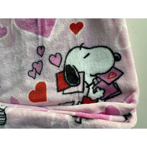 Peanuts Snoopy Charlie Brown Linus Pink Hearts Valentine’s Day Blanket 50 X 70” - Picture 3 of 16